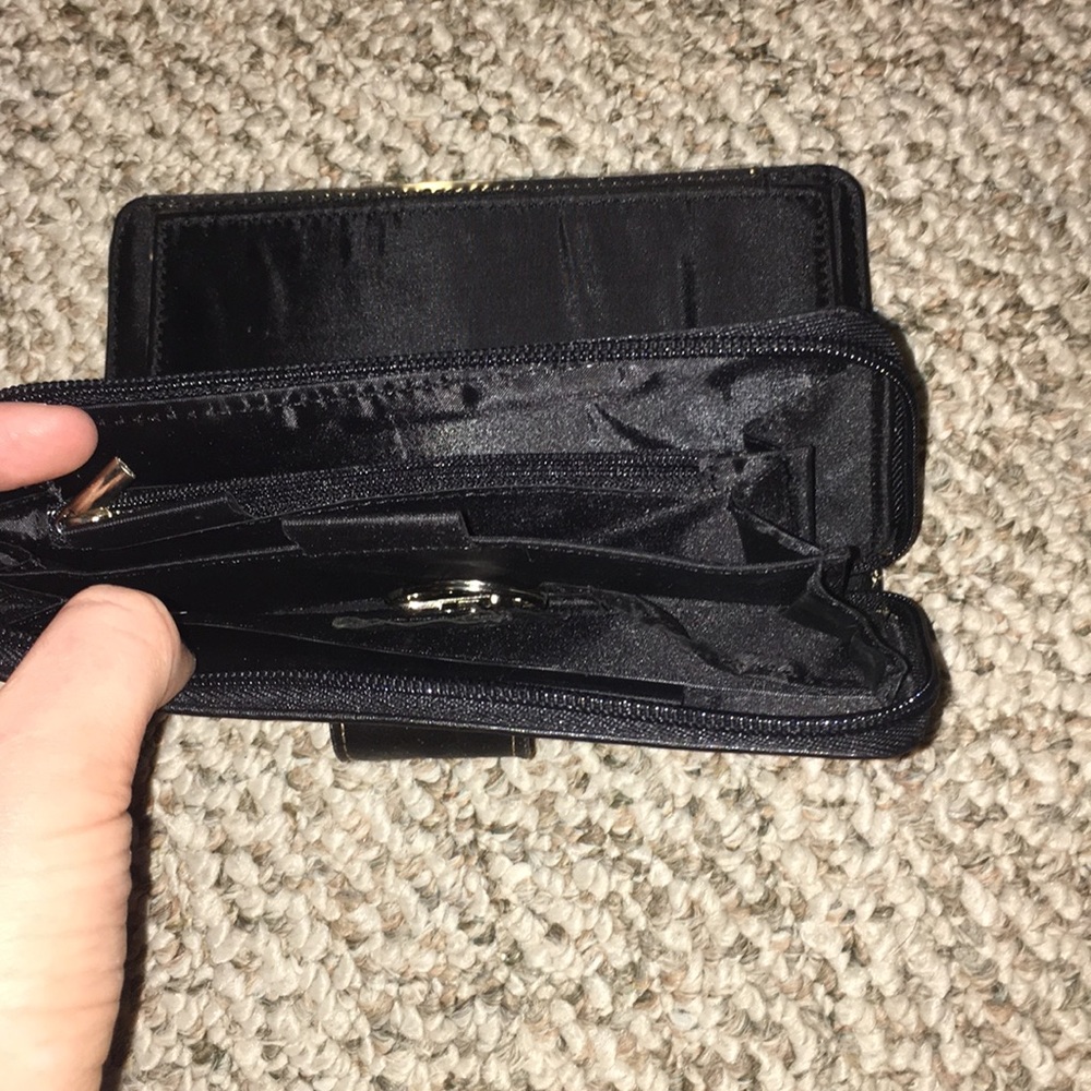 Black Wallet - Picture 5 of 5